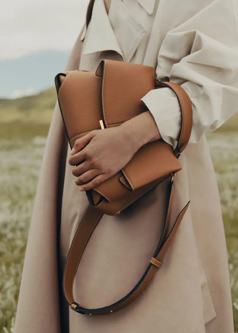 Polène Mokki< Handtaschen